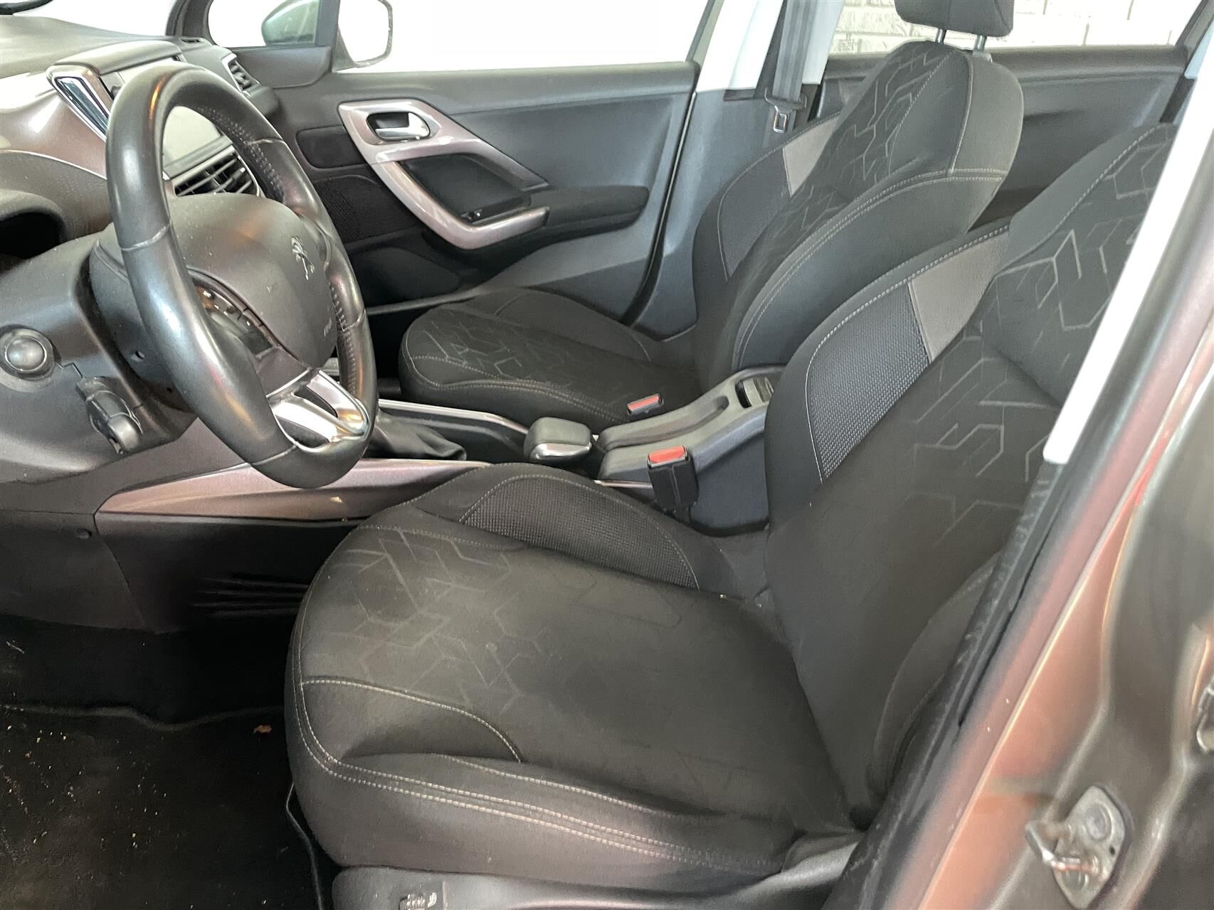 Billede af Peugeot 2008 1,2 VTi Active 82HK