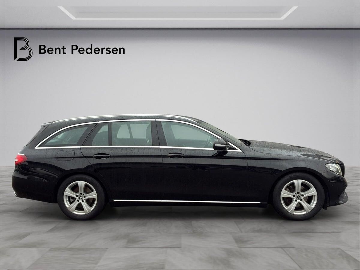 Billede af Mercedes-Benz E220 d T 2,0 D AMG Line 9G-Tronic 194HK Stc Aut.