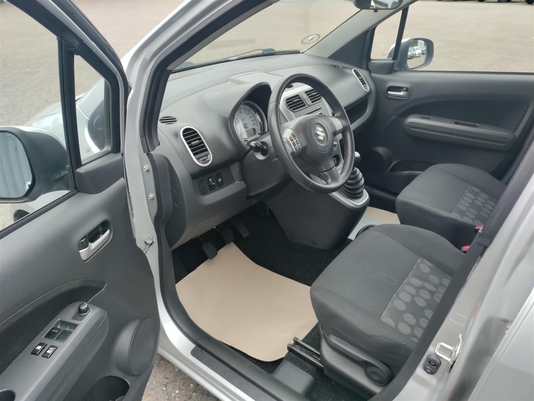 Billede af Suzuki Splash 1,0 GL 65HK 5d