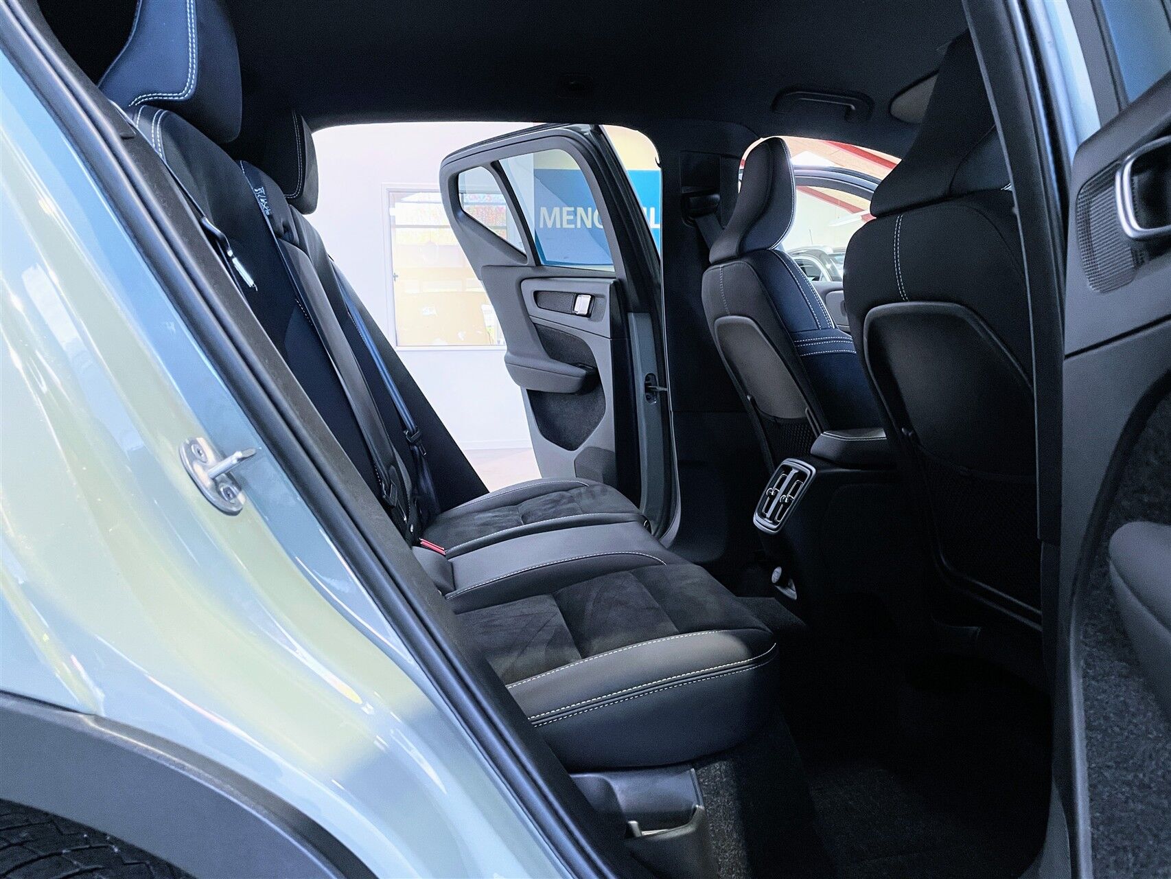 Billede af Volvo XC40 P6 Recharge Plus 231HK 5d Aut.