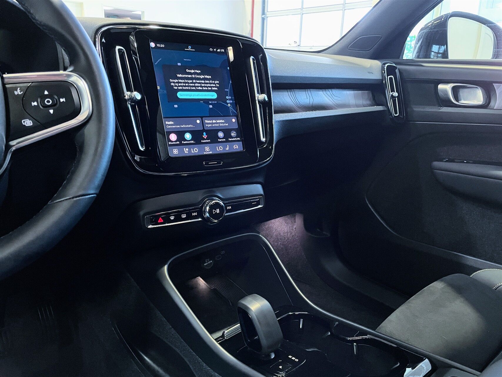 Billede af Volvo XC40 P6 Recharge Plus 231HK 5d Aut.