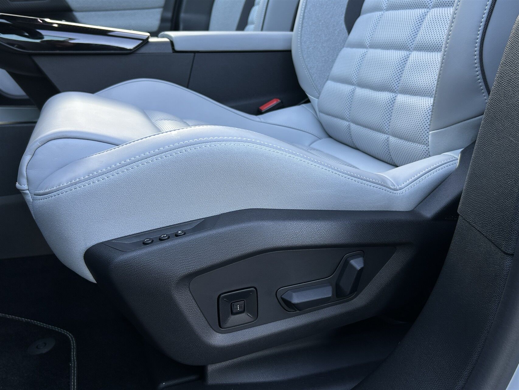Billede af Citroën e-C5 Aircross EL VTR Sport 210HK 5d Aut.