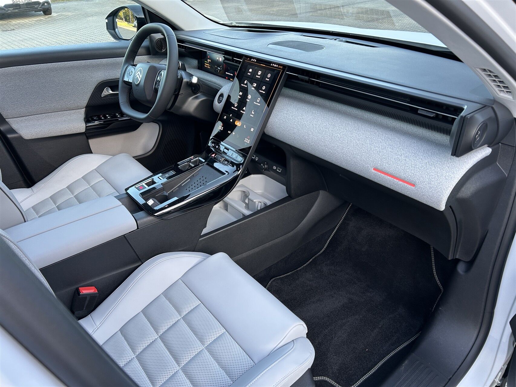 Billede af Citroën e-C5 Aircross EL VTR Sport 210HK 5d Aut.