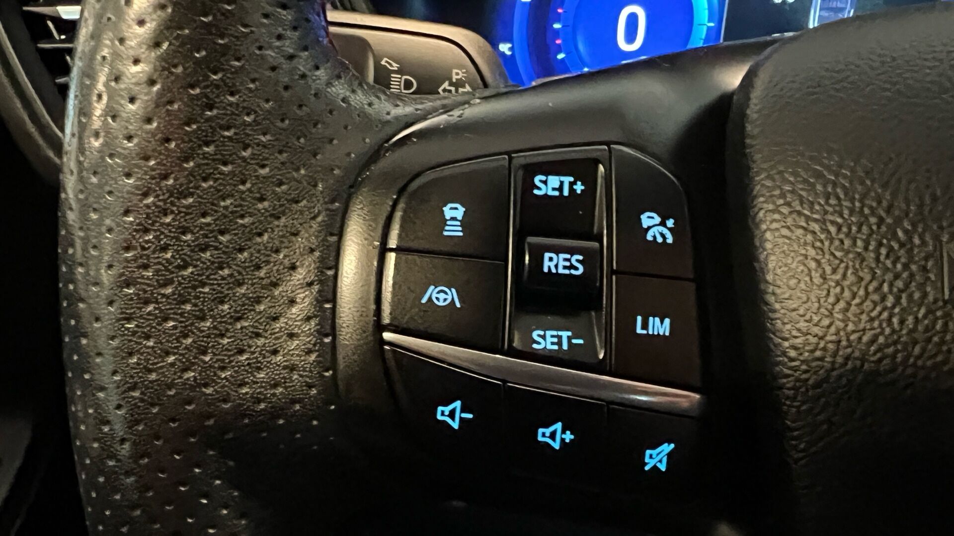 Billede af Ford Kuga 2,5 Plugin-hybrid ST-Line X CVT 225HK 5d Trinl. Gear