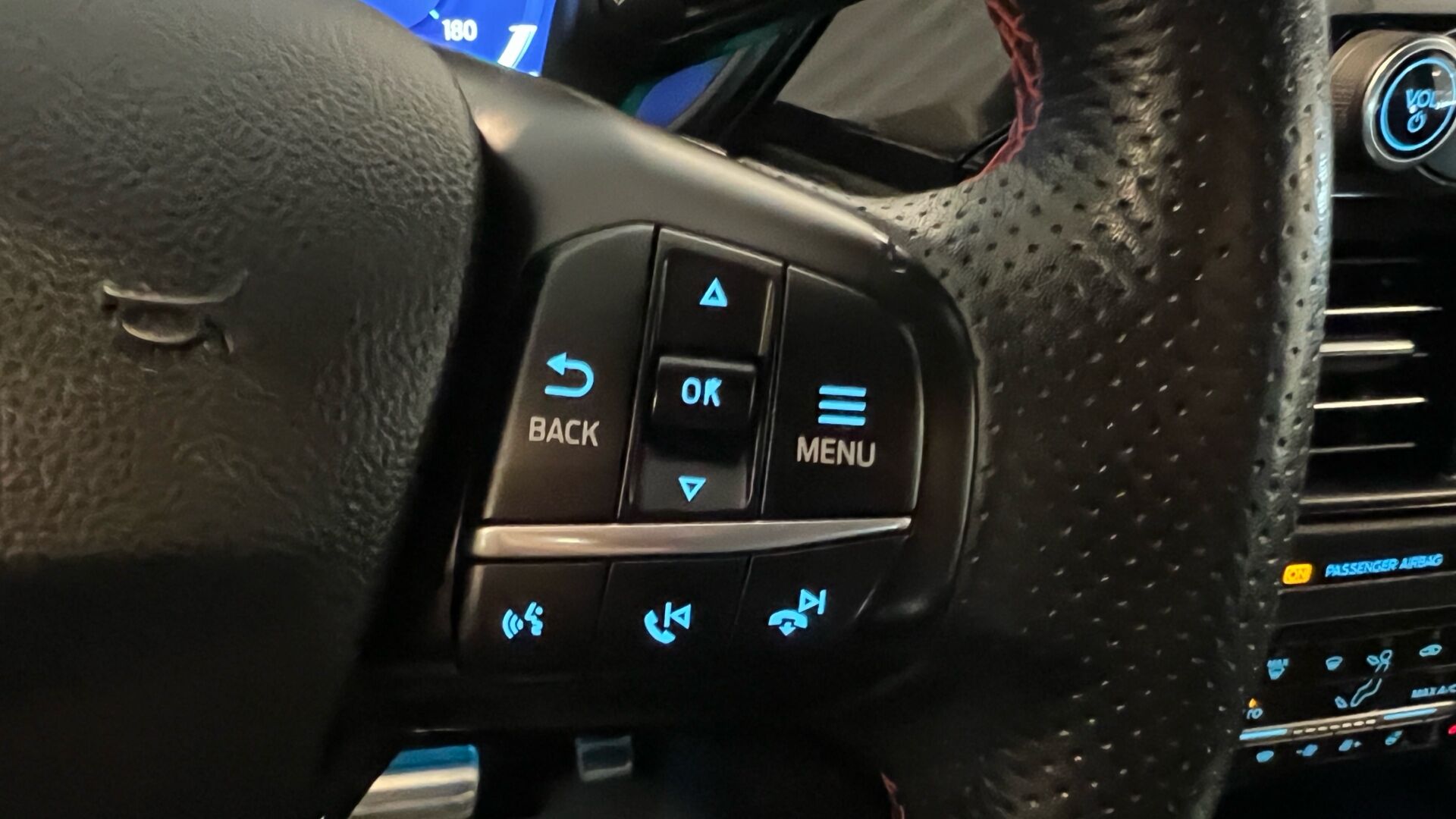 Billede af Ford Kuga 2,5 Plugin-hybrid ST-Line X CVT 225HK 5d Trinl. Gear