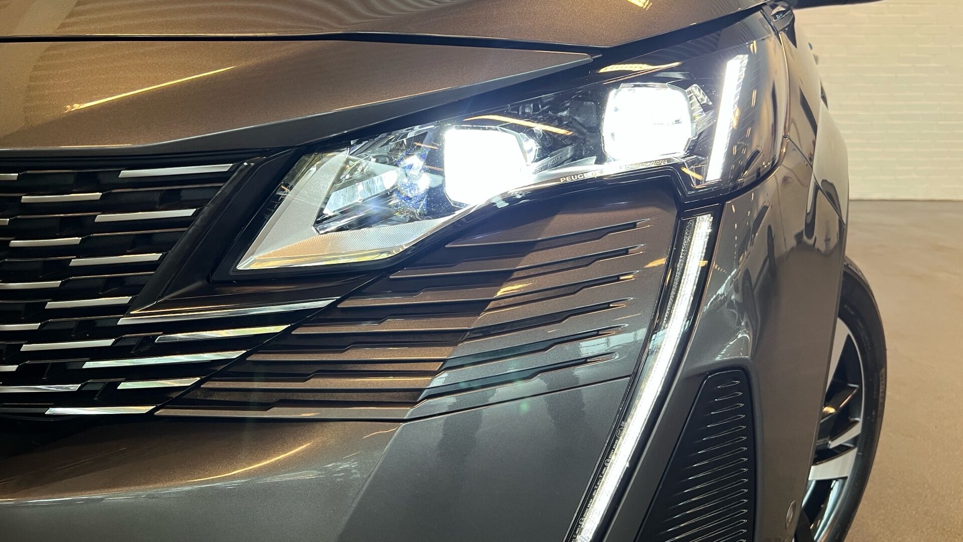 Billede af Peugeot 3008 1,6 PureTech  Plugin-hybrid GT First EAT8 225HK 5d 8g Aut.