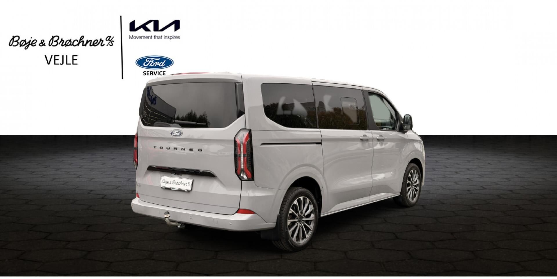 Billede af Ford Tourneo Custom 340 L1H1 2,5 Plugin-hybrid Titanium X CVT 233HK Aut.