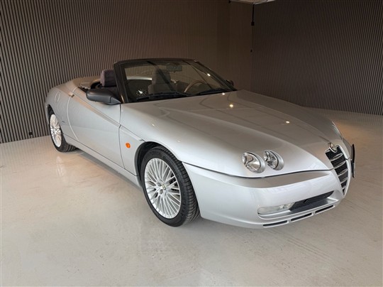 Alfa Romeo Spider 2,0 JTS 165HK Cabr.