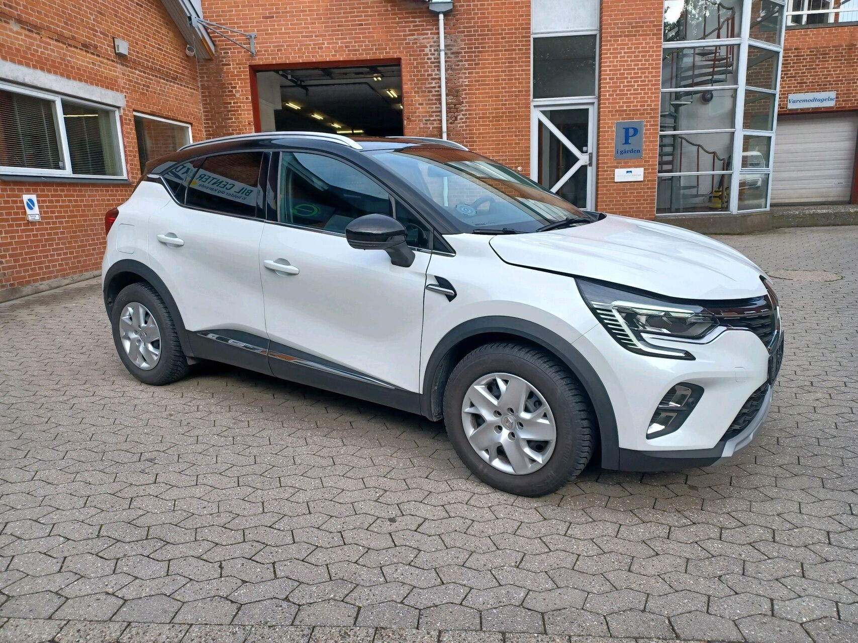 Billede af Renault Captur 1,3 TCE  Mild hybrid Intens EDC 140HK 5d 7g Aut.