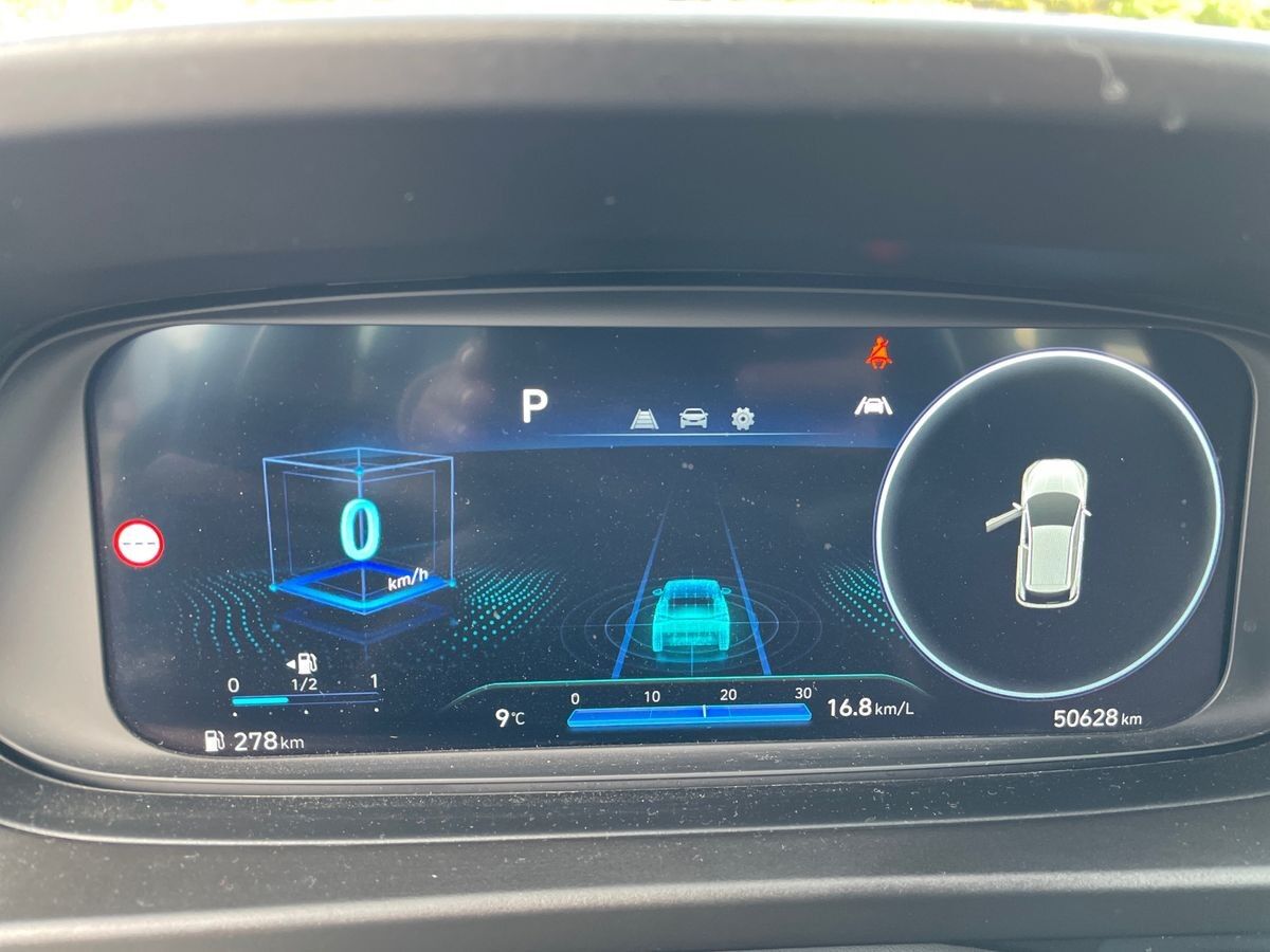 Billede af Hyundai i20 1,0 T-GDI Essential DCT 100HK 5d 7g Aut.