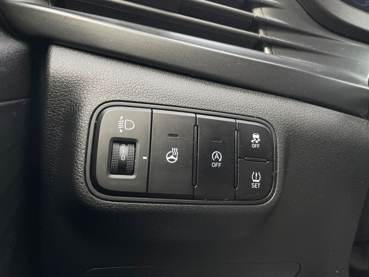 Billede af Hyundai i20 1,0 T-GDI Essential DCT 100HK 5d 7g Aut.