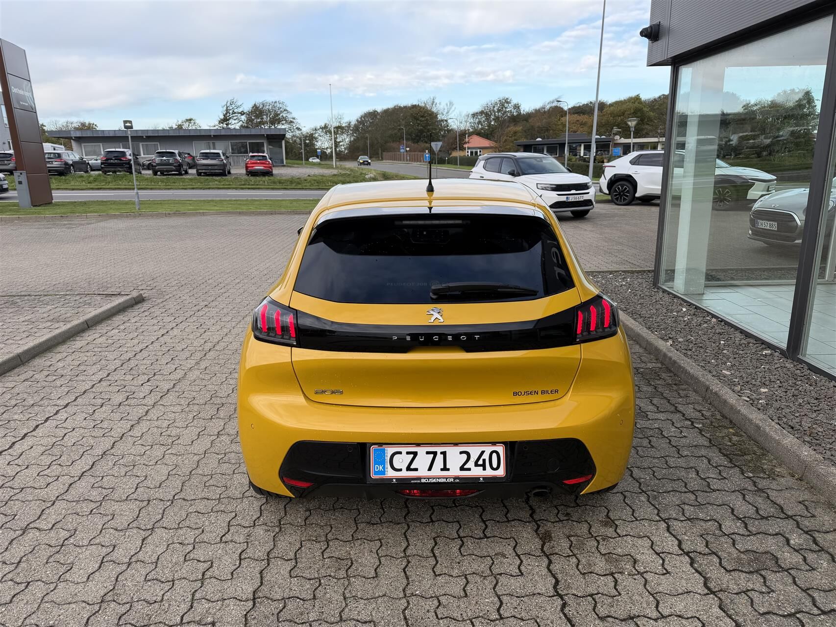 Billede af Peugeot 208 1,5 BlueHDi Allure 100HK 5d