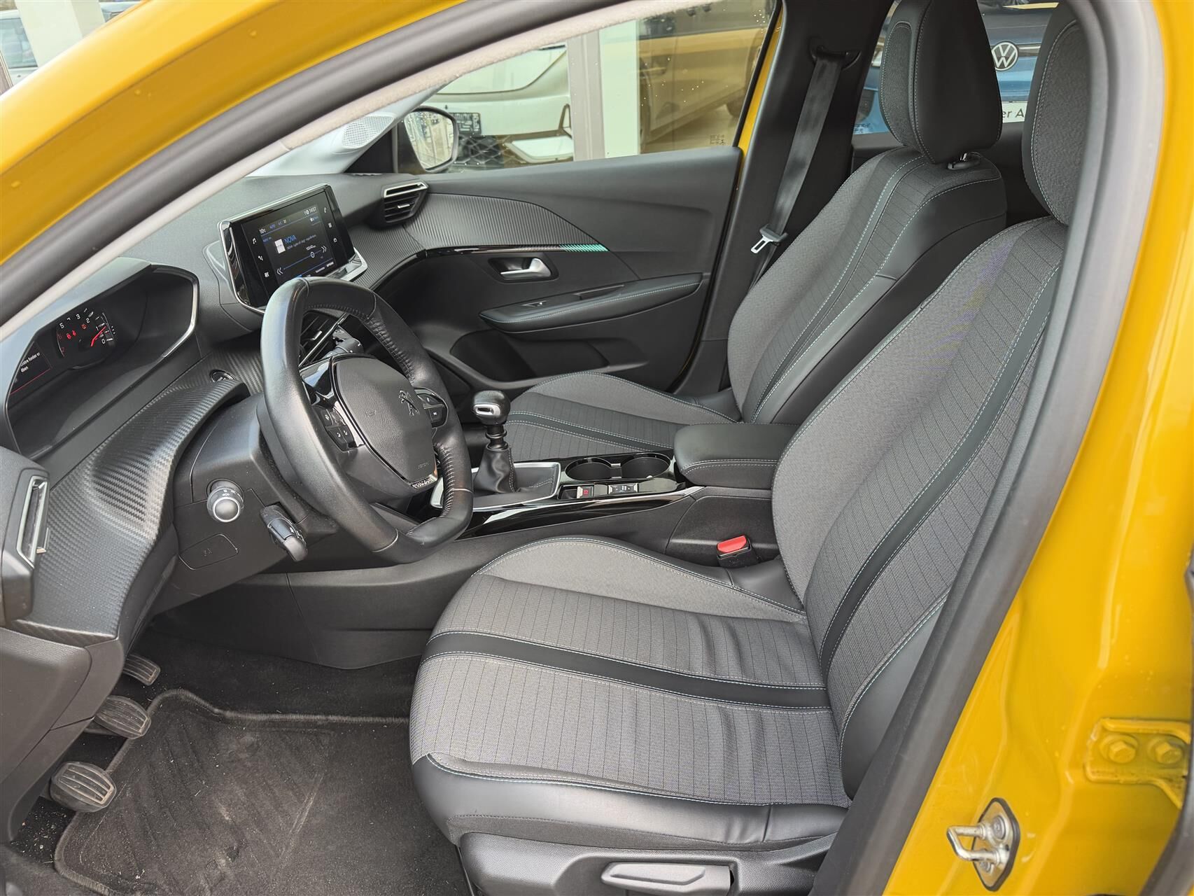 Billede af Peugeot 208 1,5 BlueHDi Allure 100HK 5d