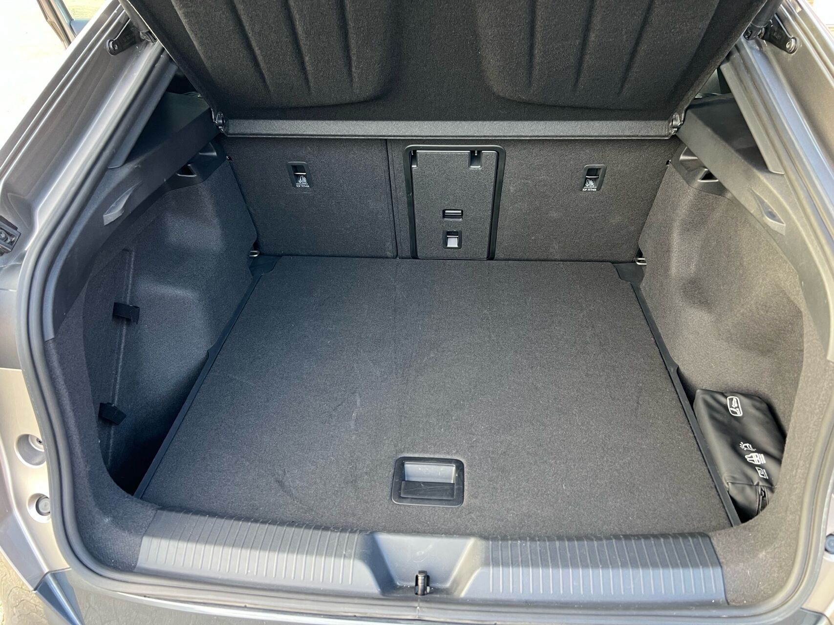 Billede af Cupra Tavascan EL VZ Adrenaline 4X4 340HK 5d Aut.