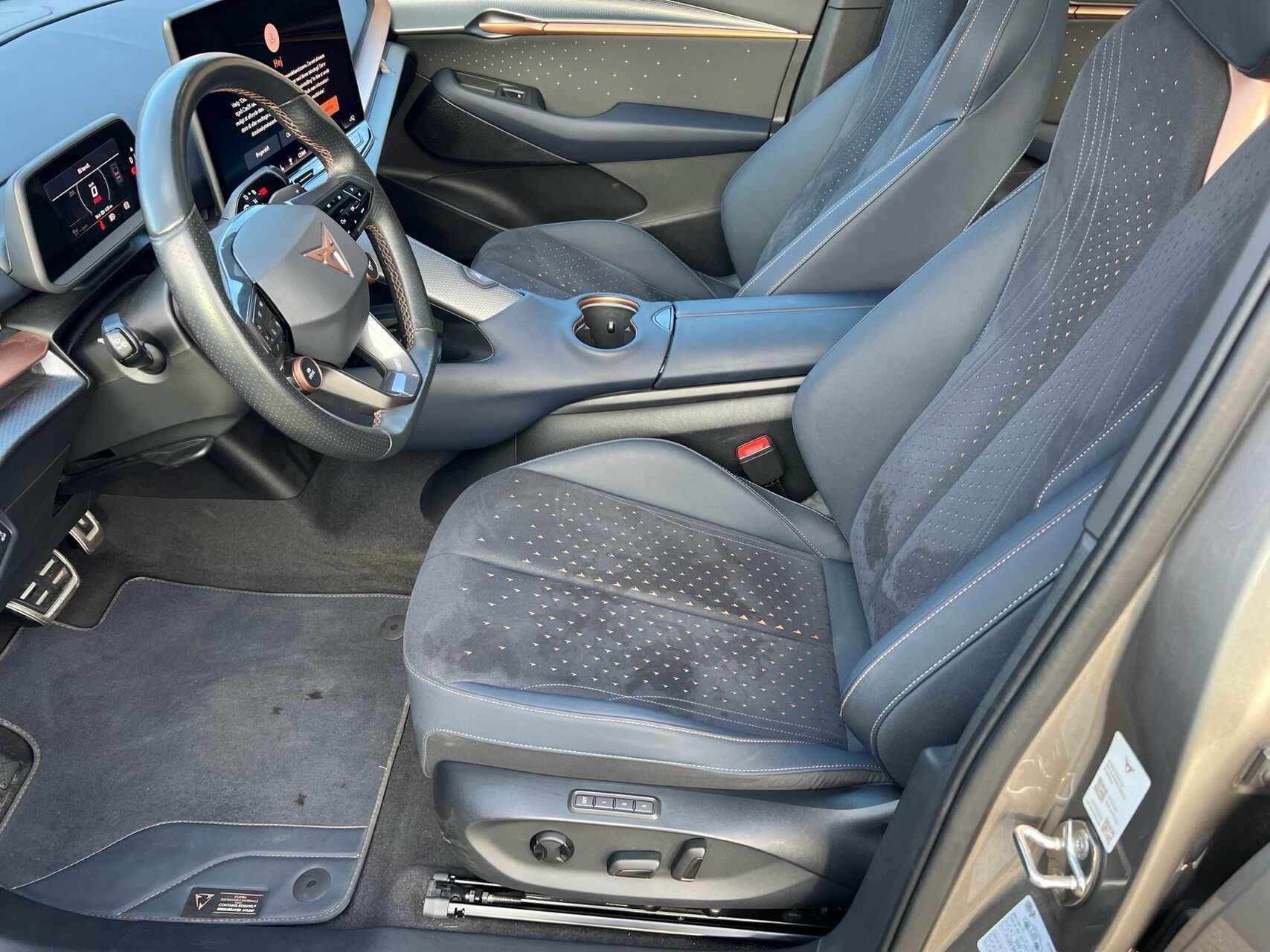 Billede af Cupra Tavascan EL VZ Adrenaline 4X4 340HK 5d Aut.