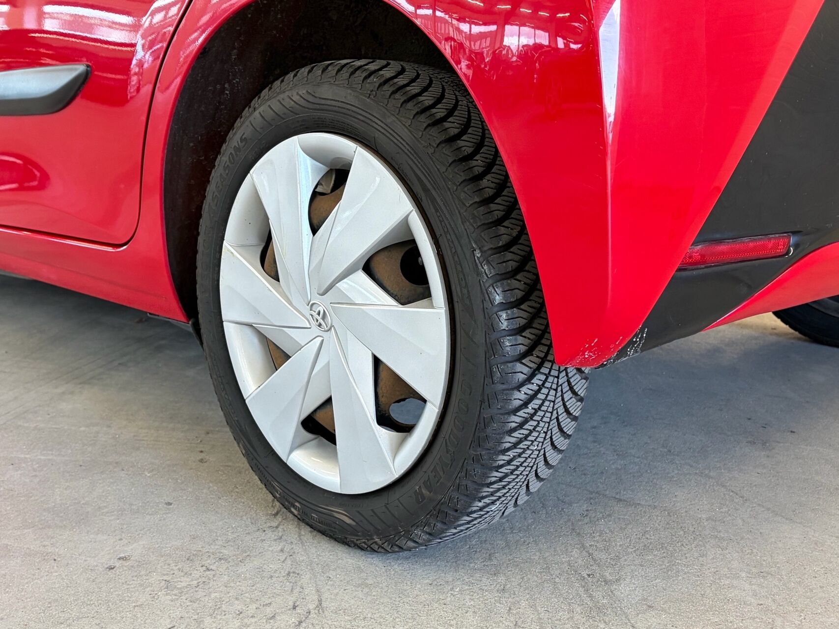 Billede af Toyota Aygo 1,0 VVT-I X-Play + X-Touch Pakke 69HK 5d