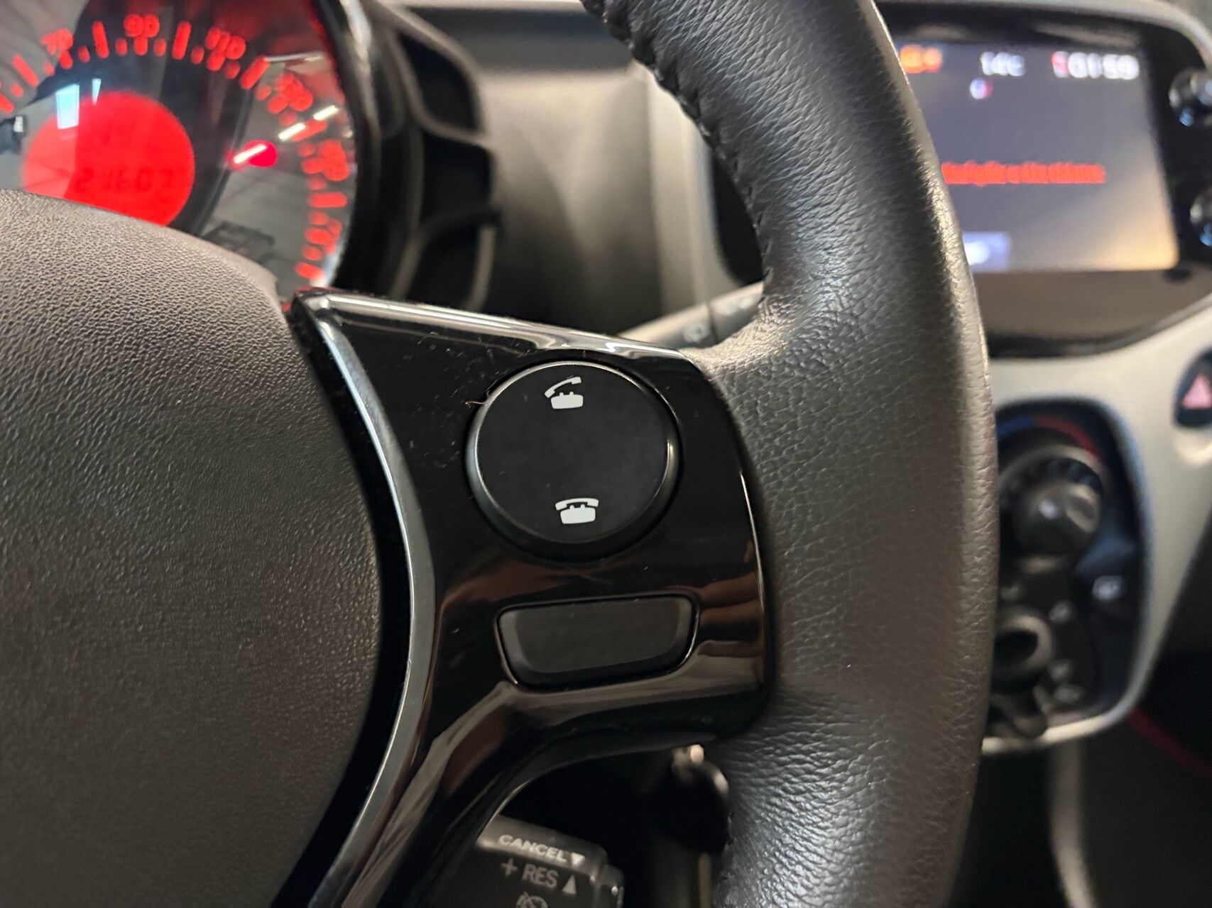 Billede af Toyota Aygo 1,0 VVT-I X-Play + X-Touch Pakke 69HK 5d