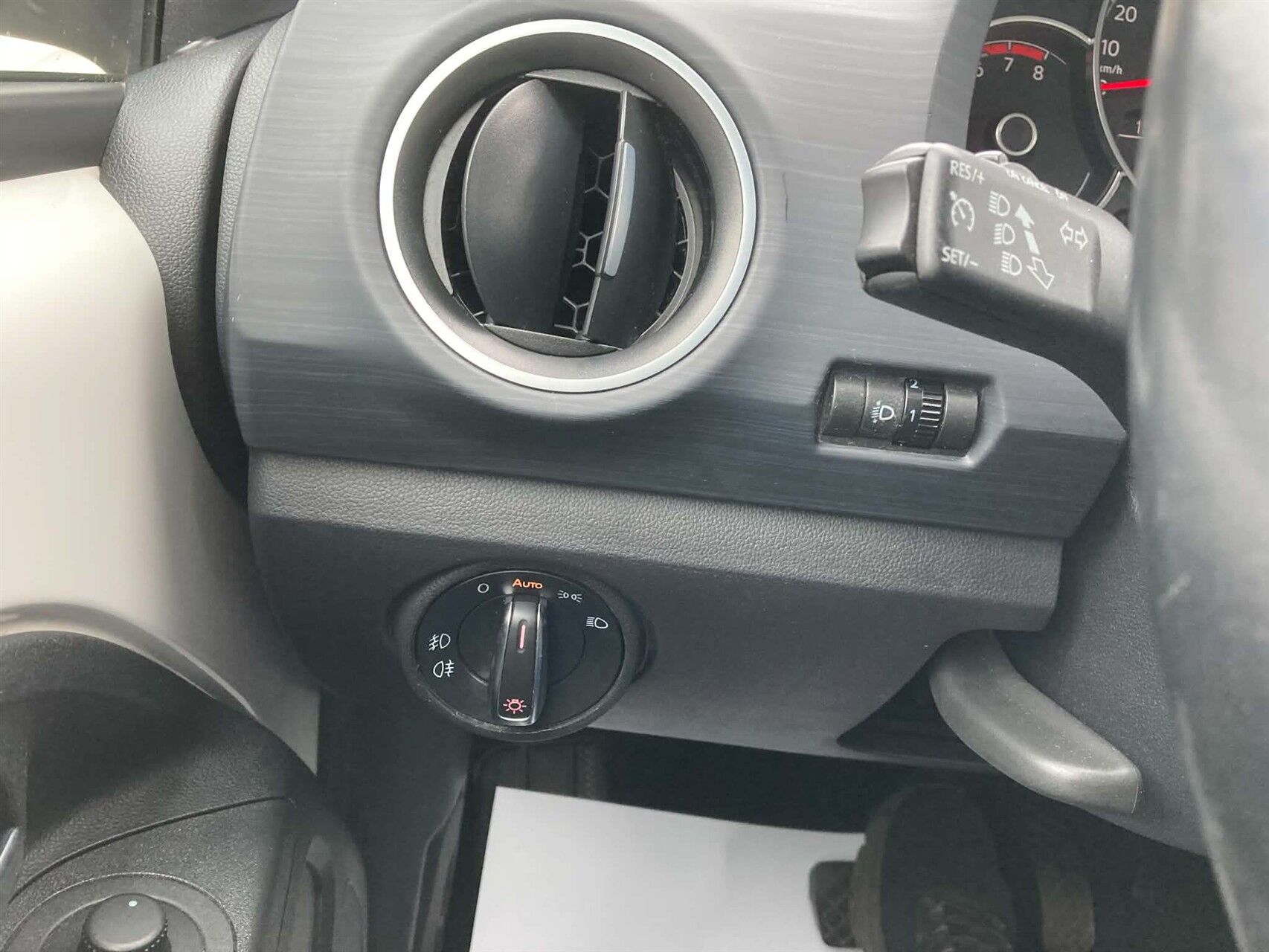Billede af VW up 1,0 MPI BMT Cross 75HK 5d