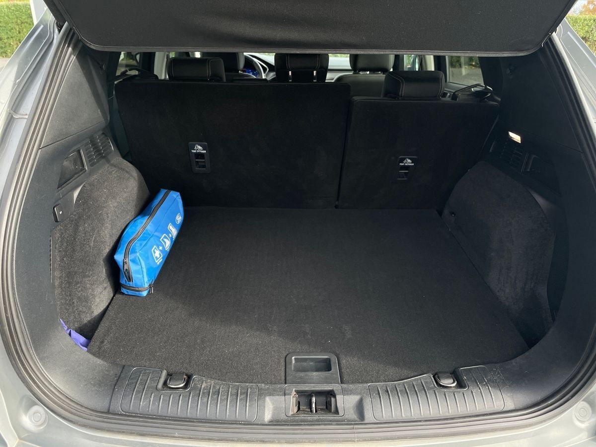 Billede af Ford Kuga 2,5 Plugin-hybrid Vignale CVT 225HK 5d Trinl. Gear