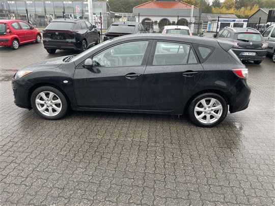 Mazda 3 1,6 Premium 105HK