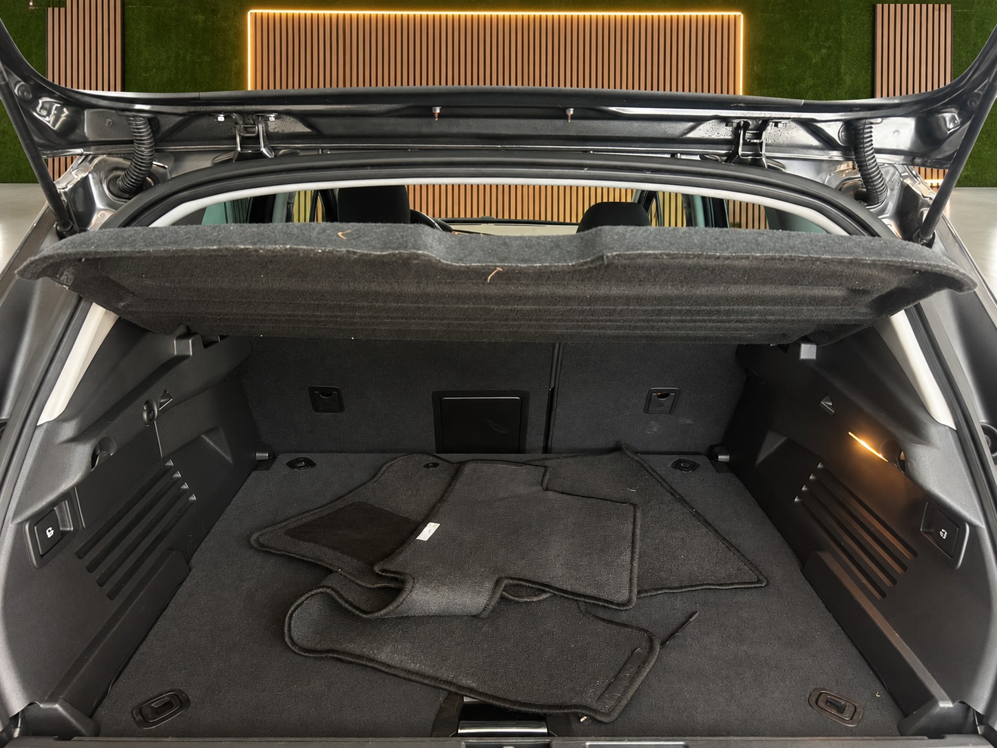 Billede af Peugeot 3008 1,2 e-THP Active 130HK 5d 6g