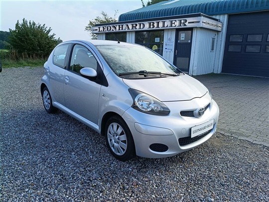 Toyota Aygo 1,0 VSC 68HK 3d