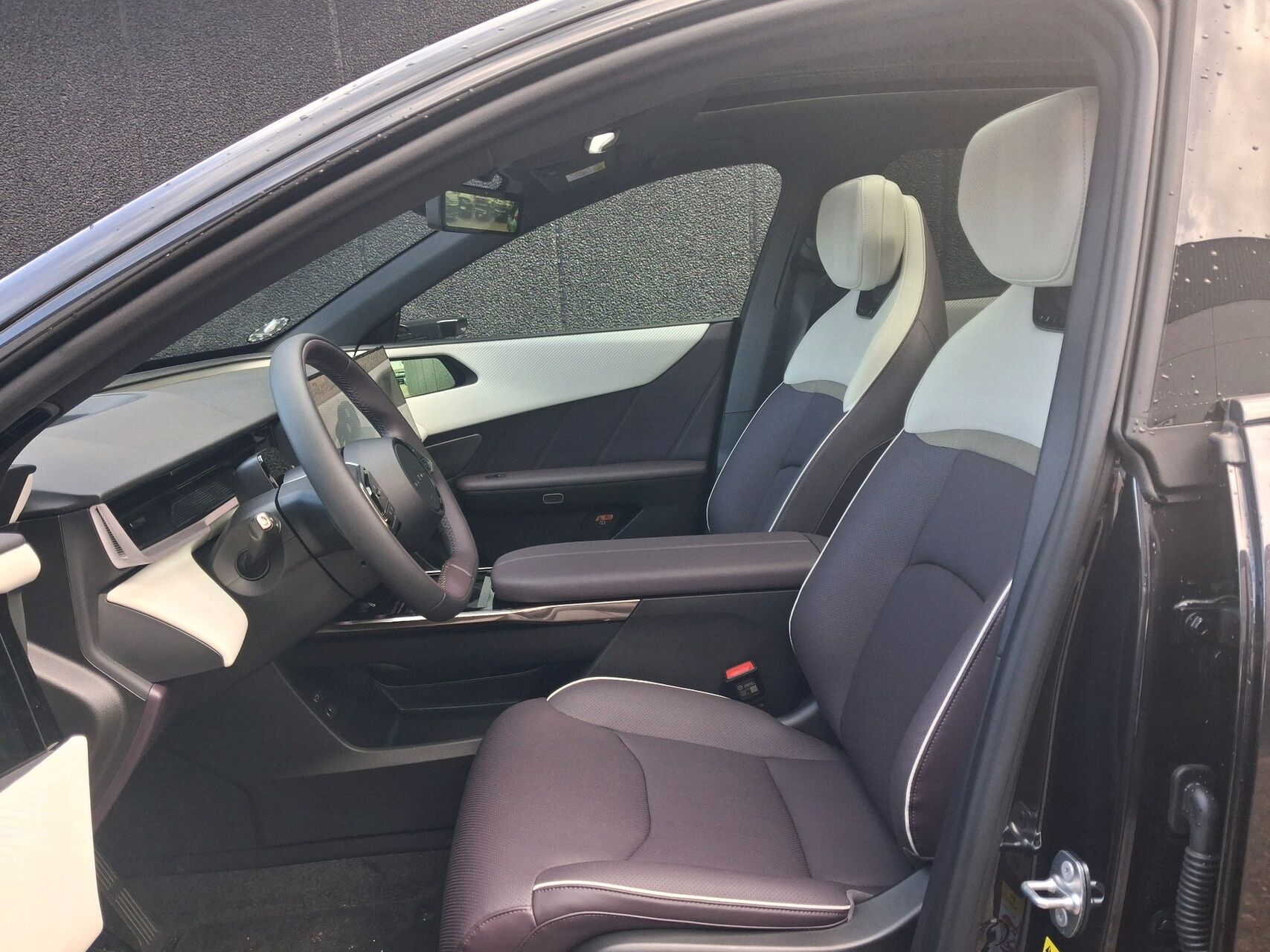 Billede af Mazda CX-6e EL Takumi Plus 258HK 5d Aut.