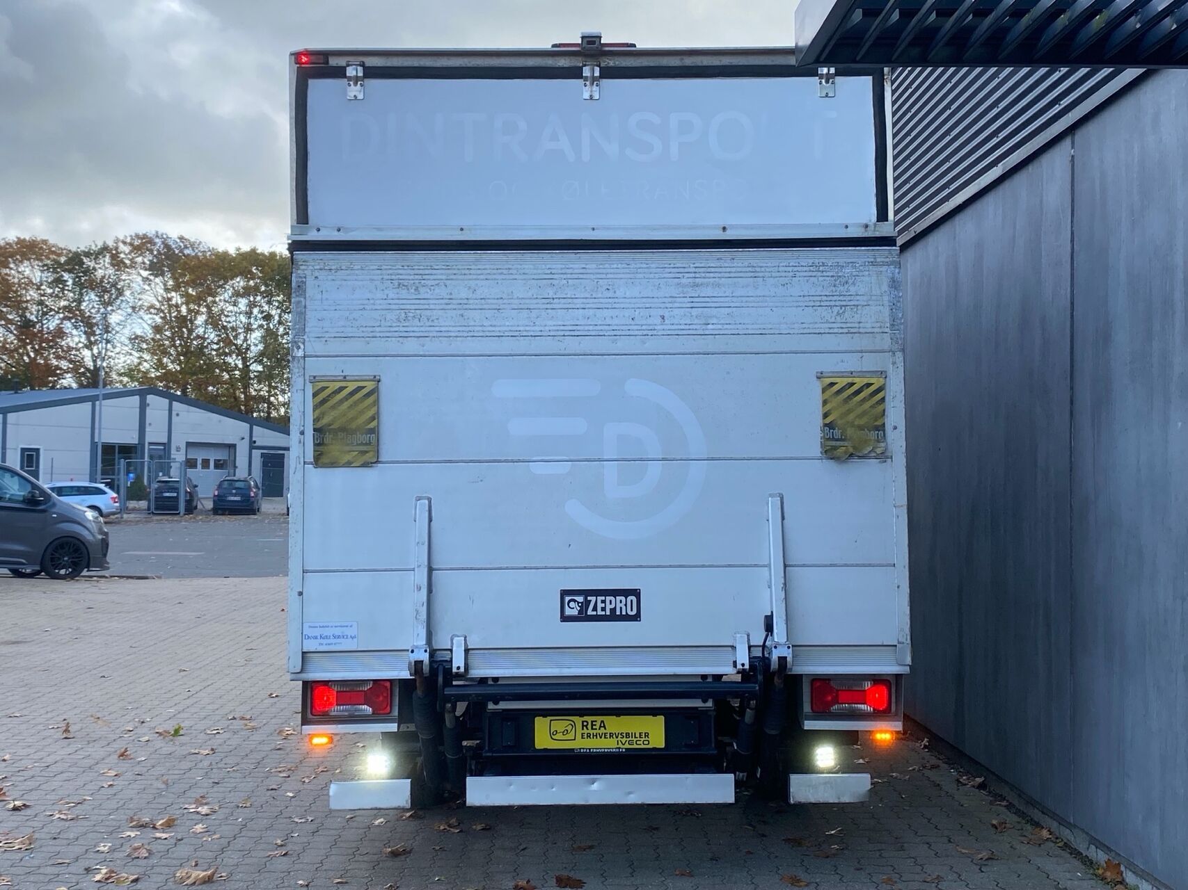 Billede af Iveco Daily 35S18 4100mm 3,0 D 180HK Ladv./Chas. 8g Aut.