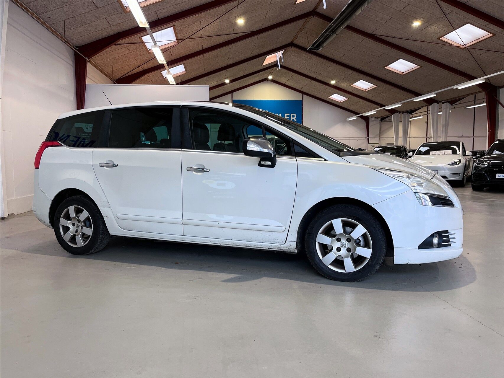 Billede af Peugeot 5008 1,6 HDI Premium 7 Personers 110HK Man. 