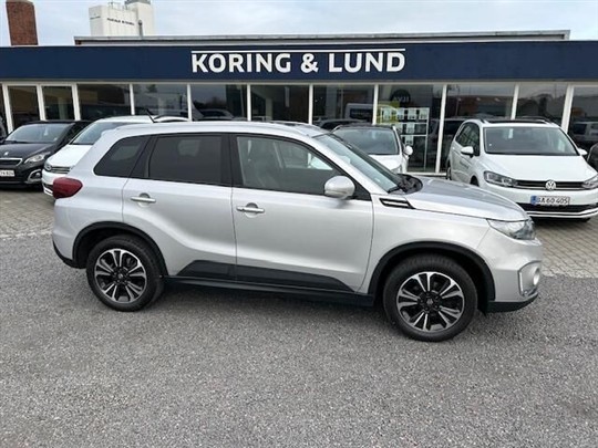 Suzuki Vitara 1,4 Boosterjet  Mild hybrid Adventure 129HK 5d 6g