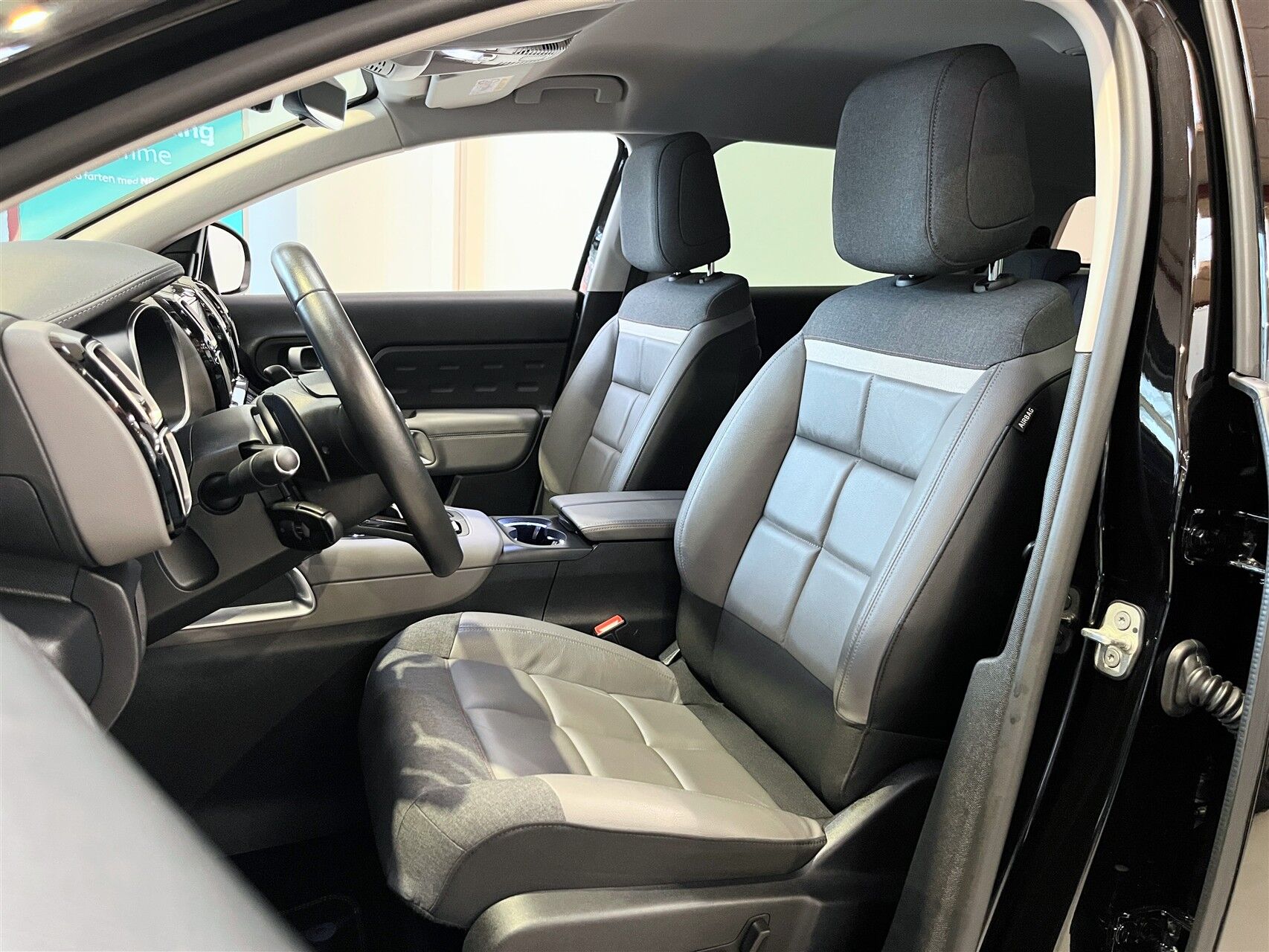 Billede af Citroën C5 Aircross 1,6 Plugin-hybrid Shine Sport EAT8 225HK 5d 8g Aut.