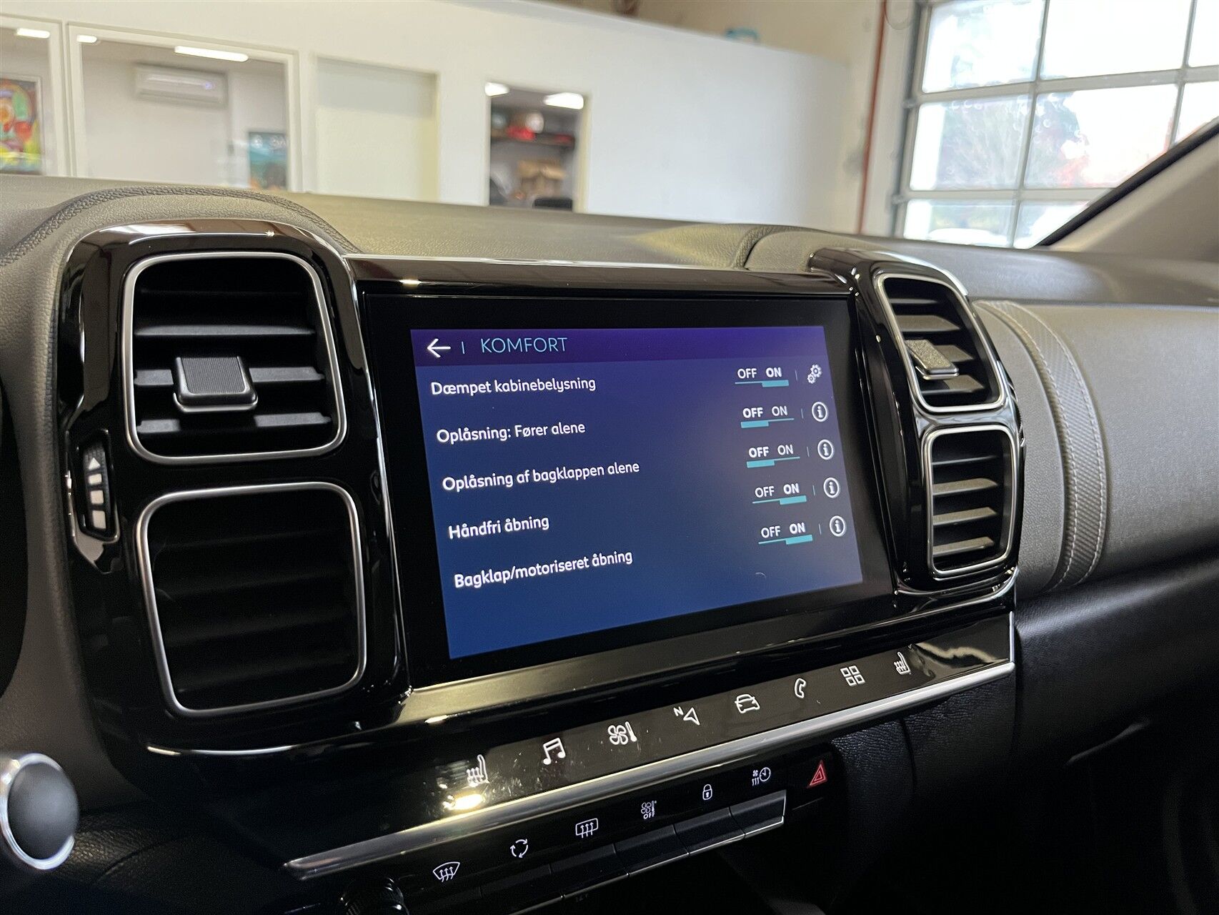 Billede af Citroën C5 Aircross 1,6 Plugin-hybrid Shine Sport EAT8 225HK 5d 8g Aut.