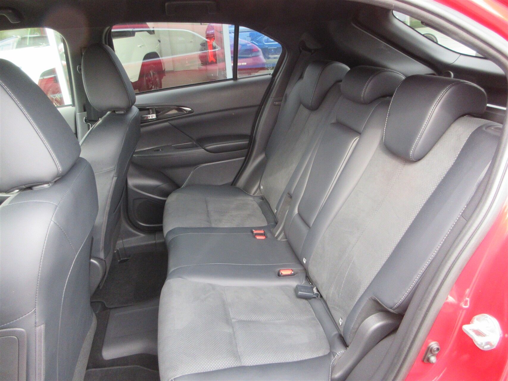 Billede af Mitsubishi Eclipse Cross 2,4 Plugin-hybrid Nordic 4WD 188HK 5d Trinl. Gear