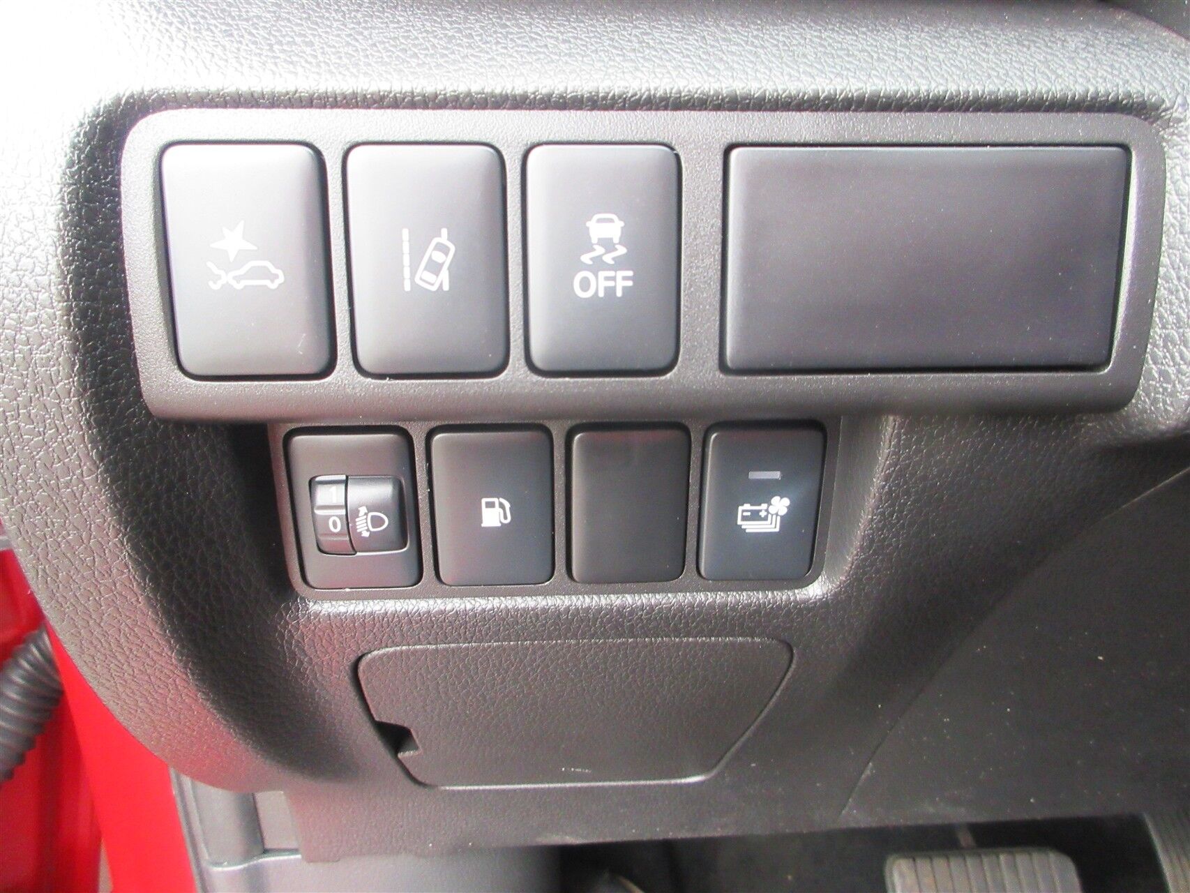 Billede af Mitsubishi Eclipse Cross 2,4 Plugin-hybrid Nordic 4WD 188HK 5d Trinl. Gear