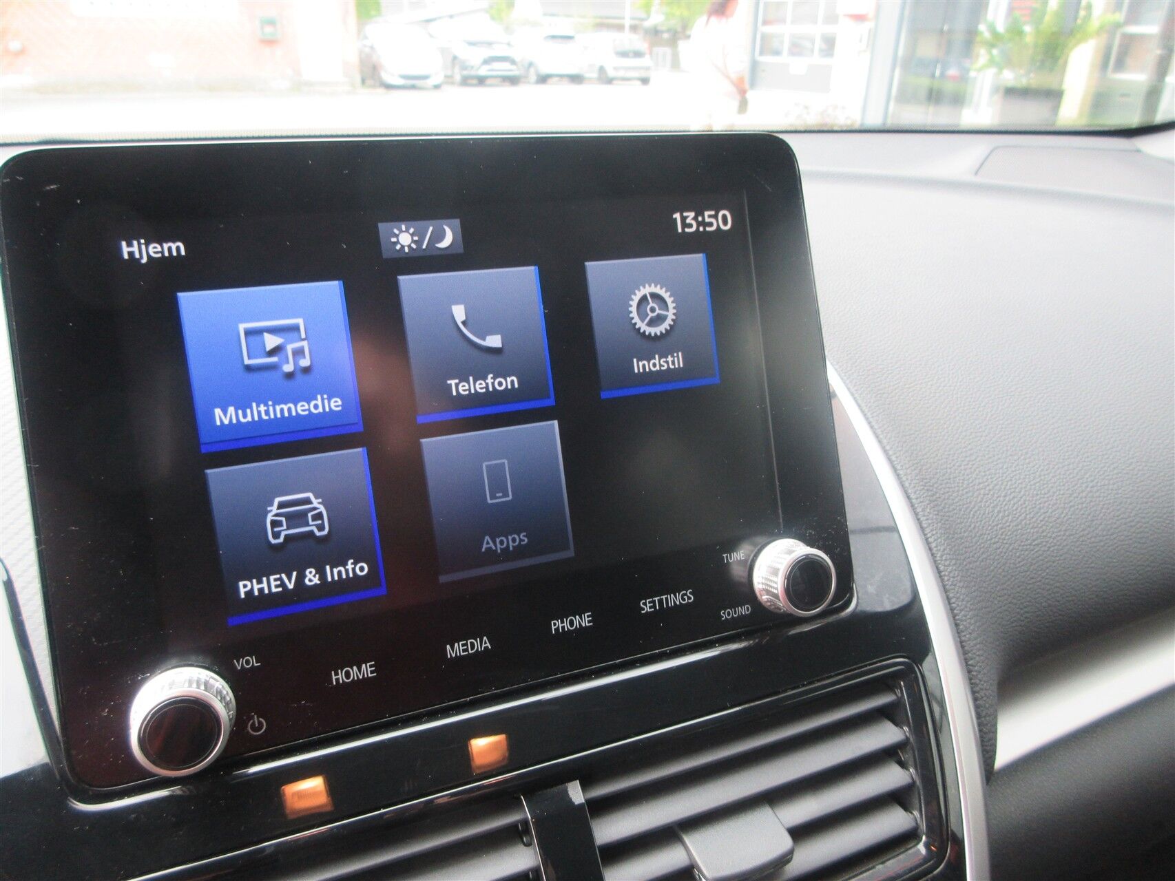 Billede af Mitsubishi Eclipse Cross 2,4 Plugin-hybrid Nordic 4WD 188HK 5d Trinl. Gear
