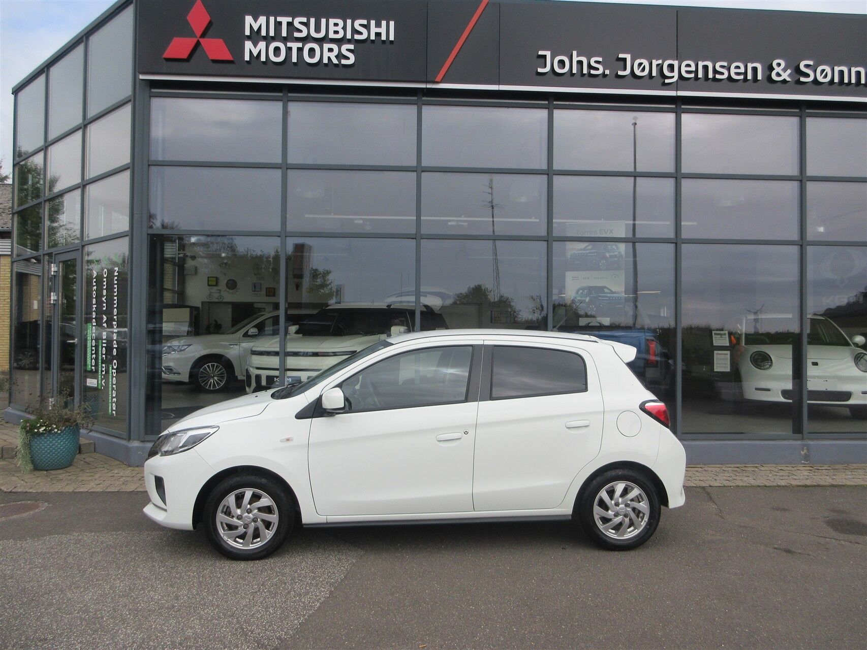 Billede af Mitsubishi Space Star 1,2 Cosmic AS&G 71HK 5d