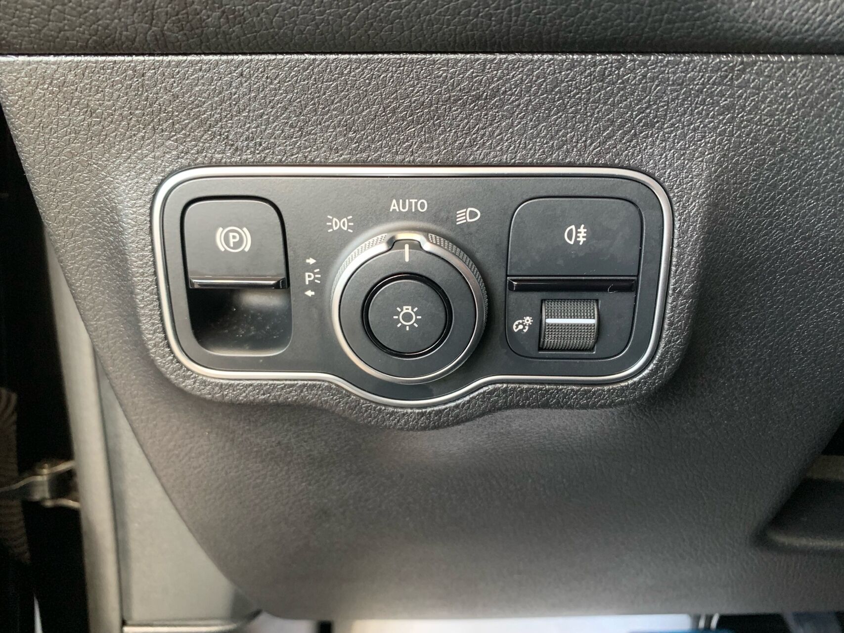 Billede af Mercedes-Benz EQB 250 EL Progressive 190HK 5d Aut.
