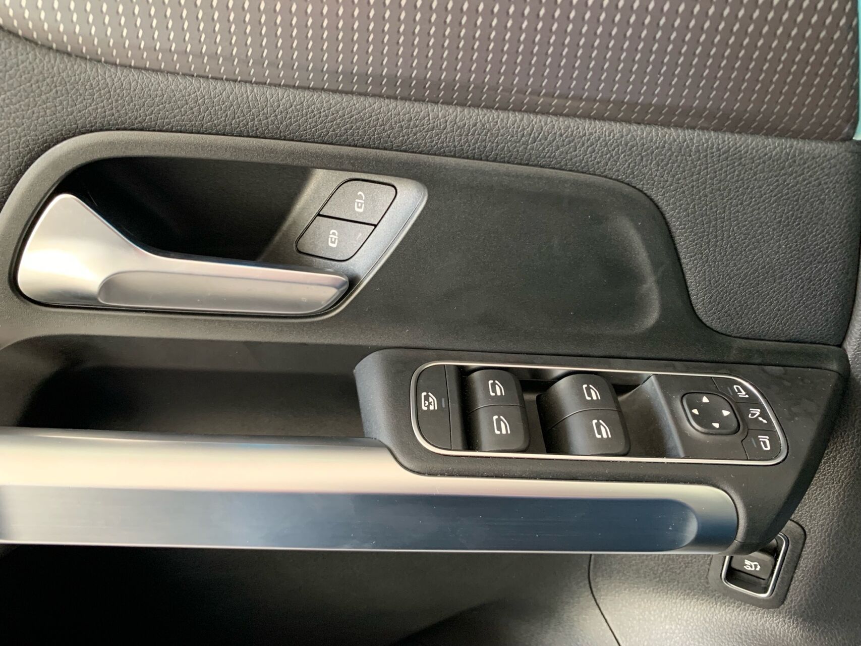 Billede af Mercedes-Benz EQB 250 EL Progressive 190HK 5d Aut.