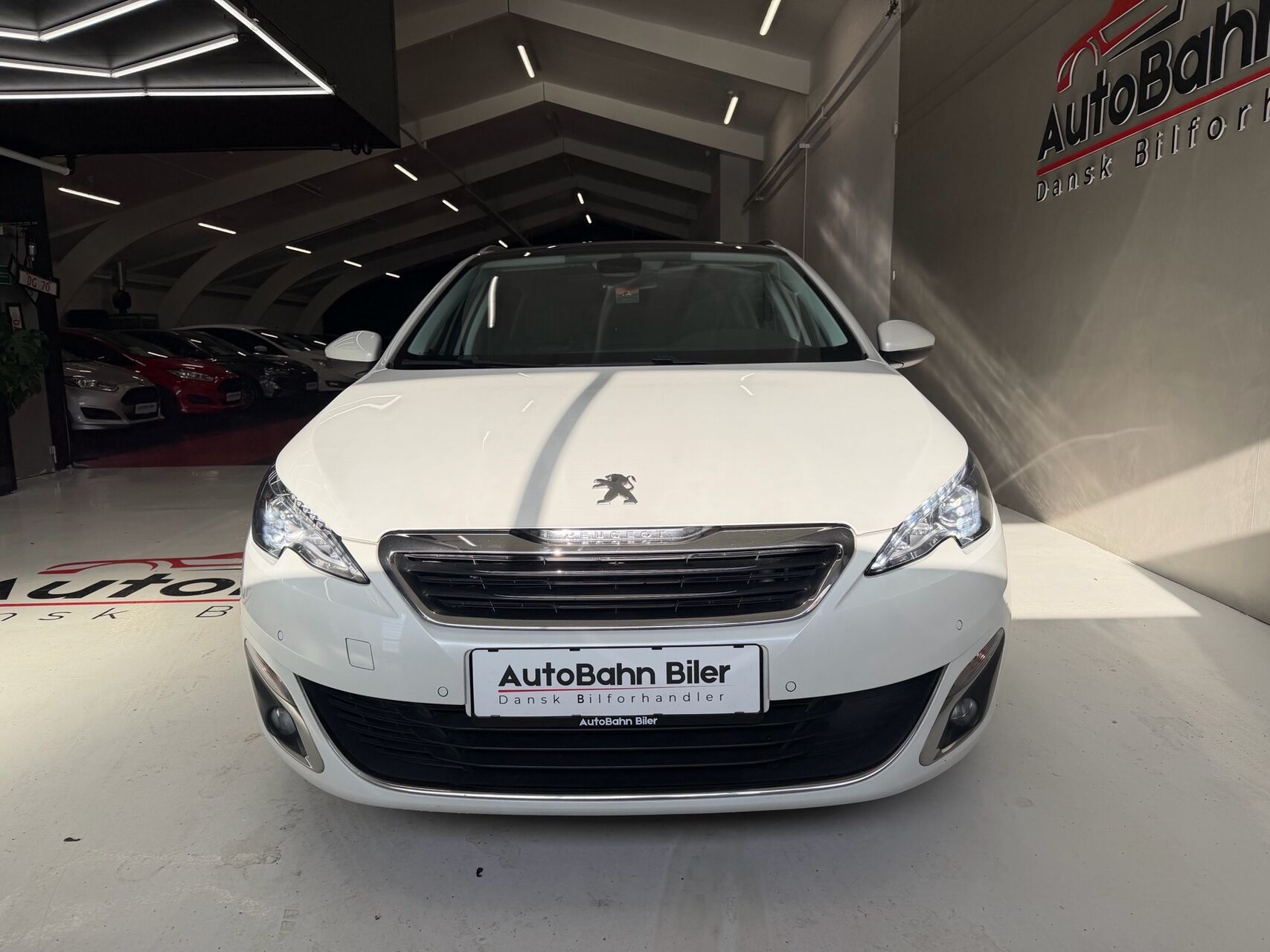 Billede af Peugeot 308 SW 1,6 BlueHDi Envy 120HK Stc