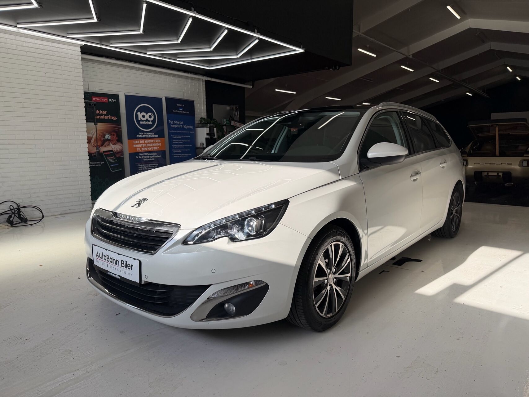 Billede af Peugeot 308 SW 1,6 BlueHDi Envy 120HK Stc