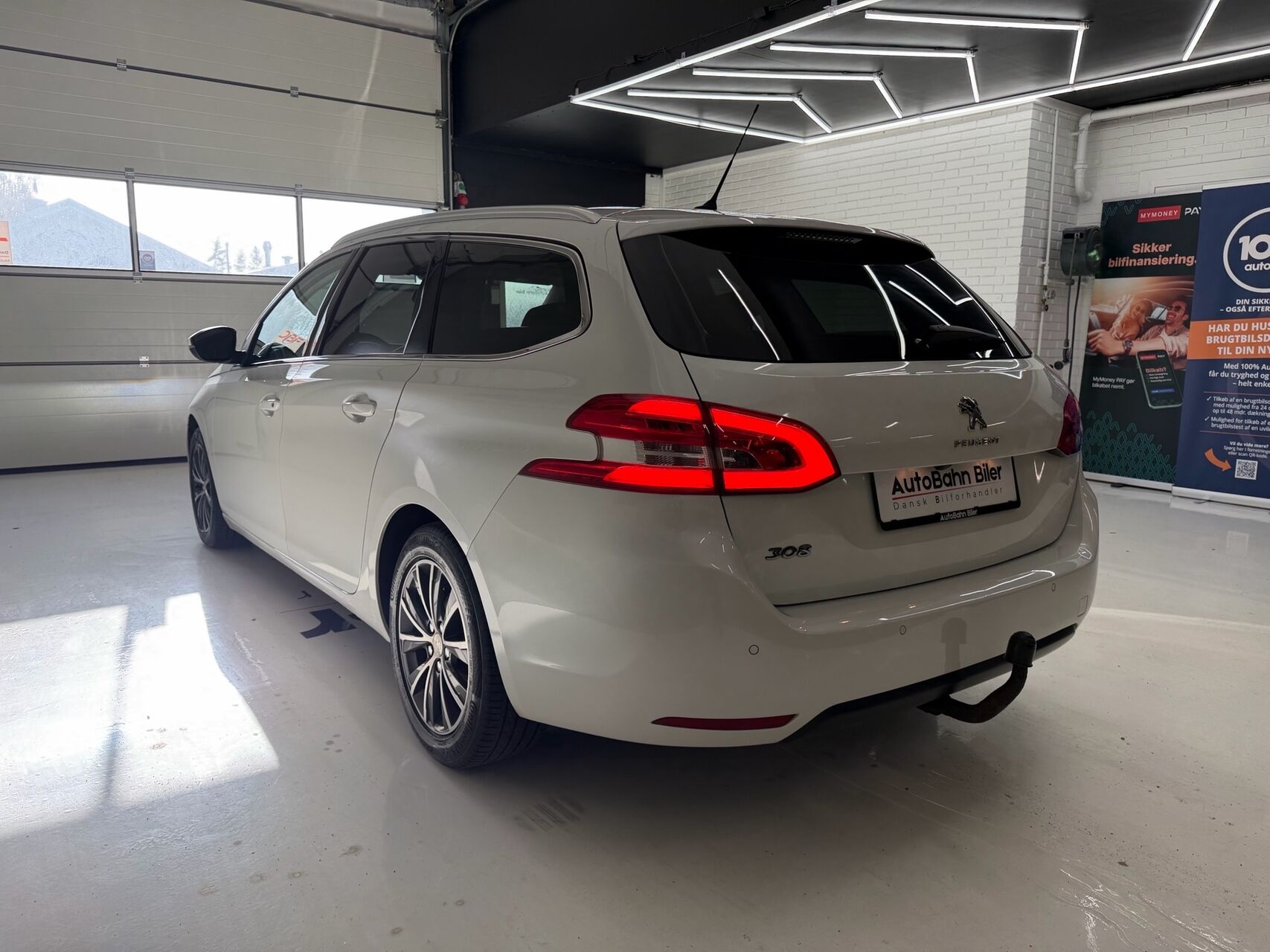 Billede af Peugeot 308 SW 1,6 BlueHDi Envy 120HK Stc