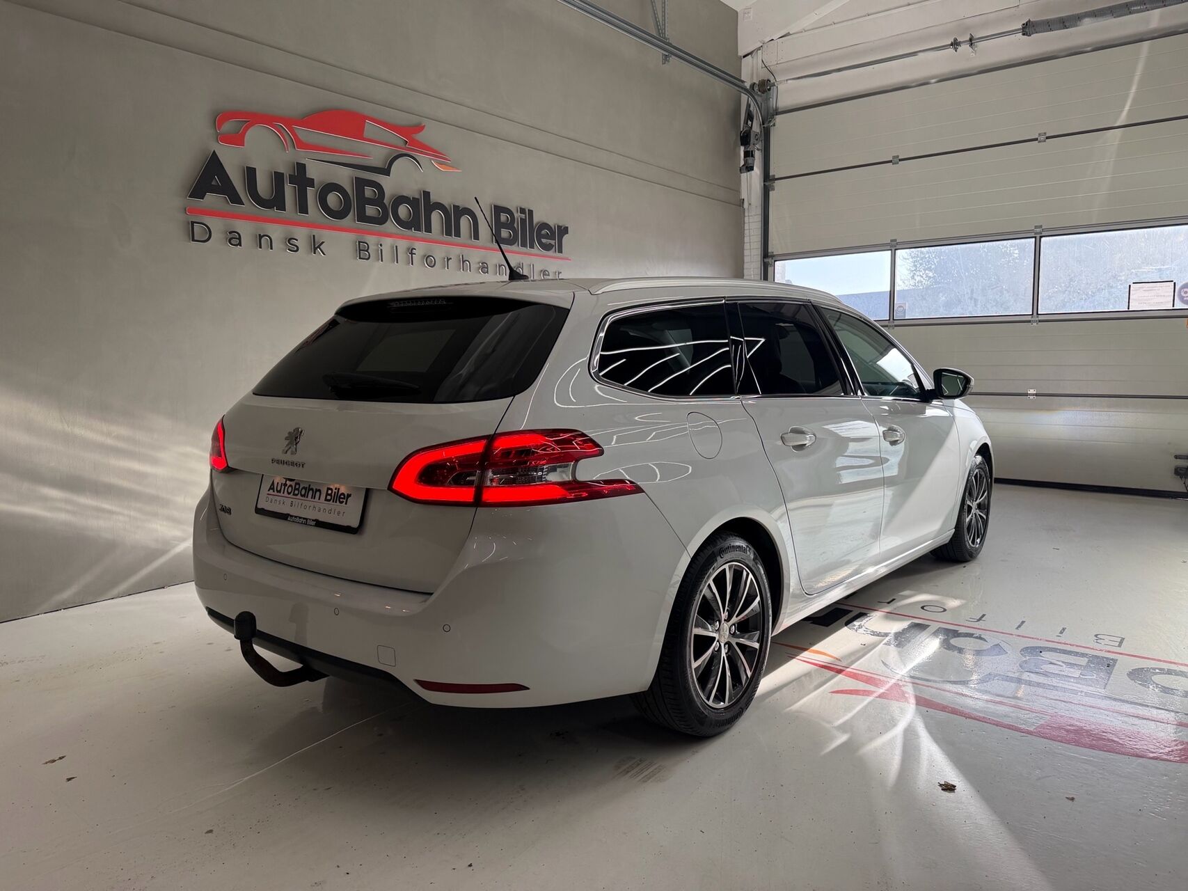 Billede af Peugeot 308 SW 1,6 BlueHDi Envy 120HK Stc