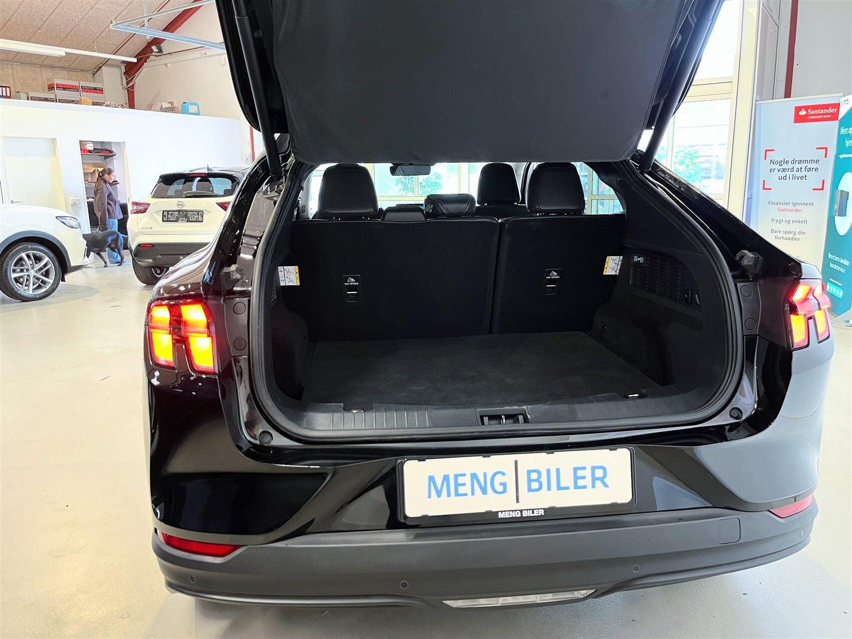 Billede af Ford Mustang Mach-E EL SR Premium 269HK 5d Aut. 