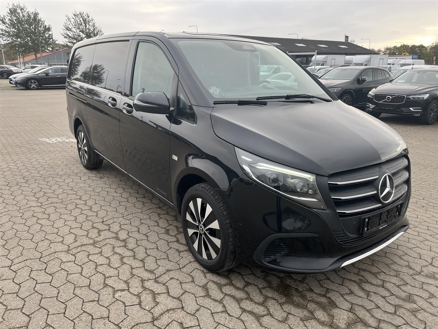 Billede af Mercedes-Benz Vito 114 A2 2,0 CDI Select 9G-Tronic 136HK Van 9g Aut.