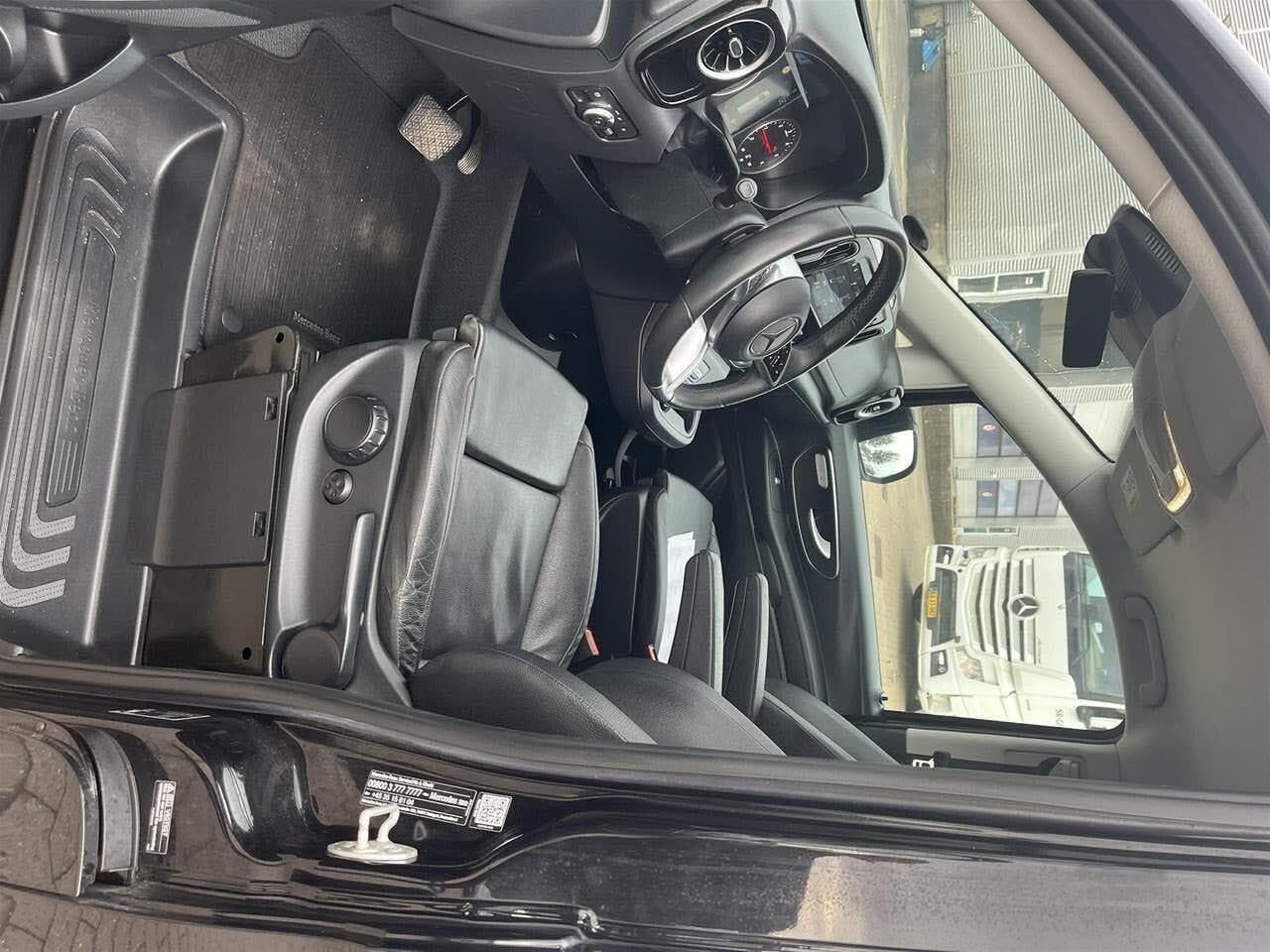 Billede af Mercedes-Benz Vito 114 A2 2,0 CDI Select 9G-Tronic 136HK Van 9g Aut.