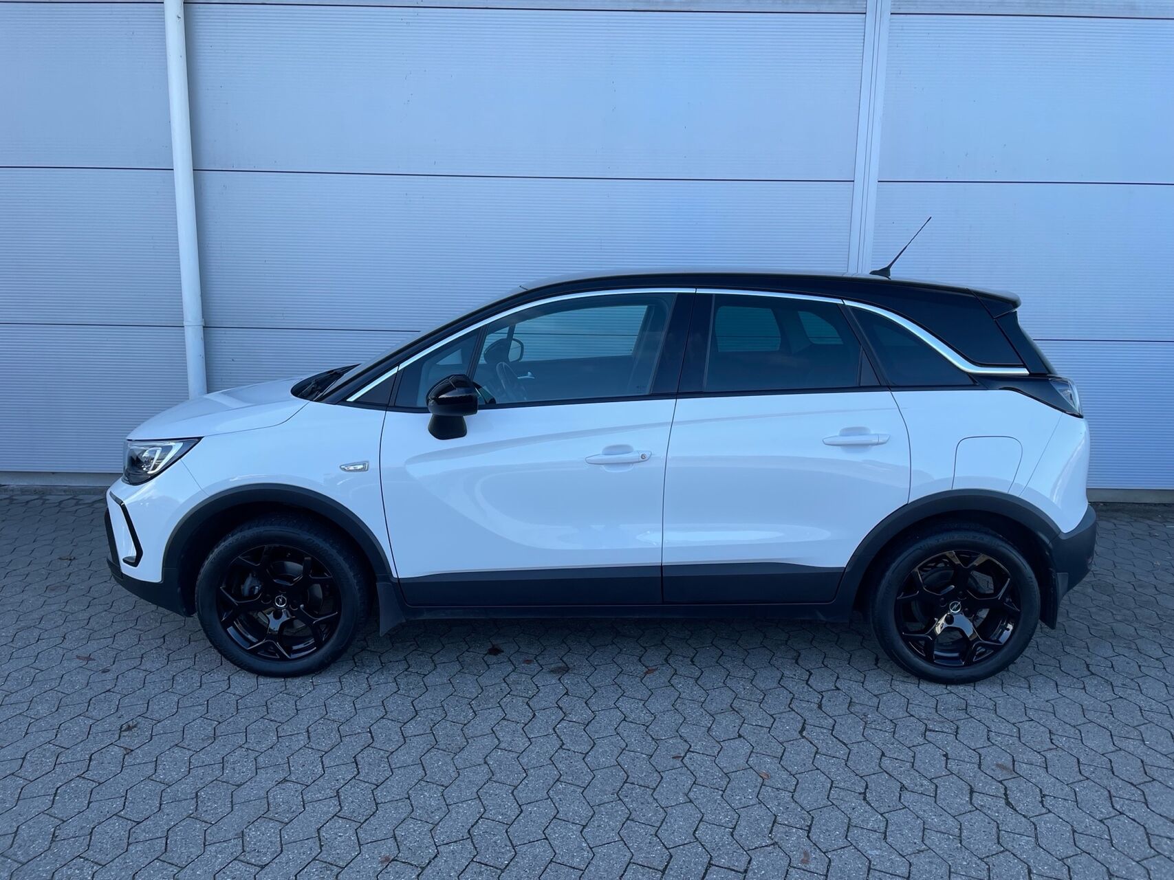 Billede af Opel Crossland 1,2 PureTech Sport Ltd. 130HK 5d 6g Aut.