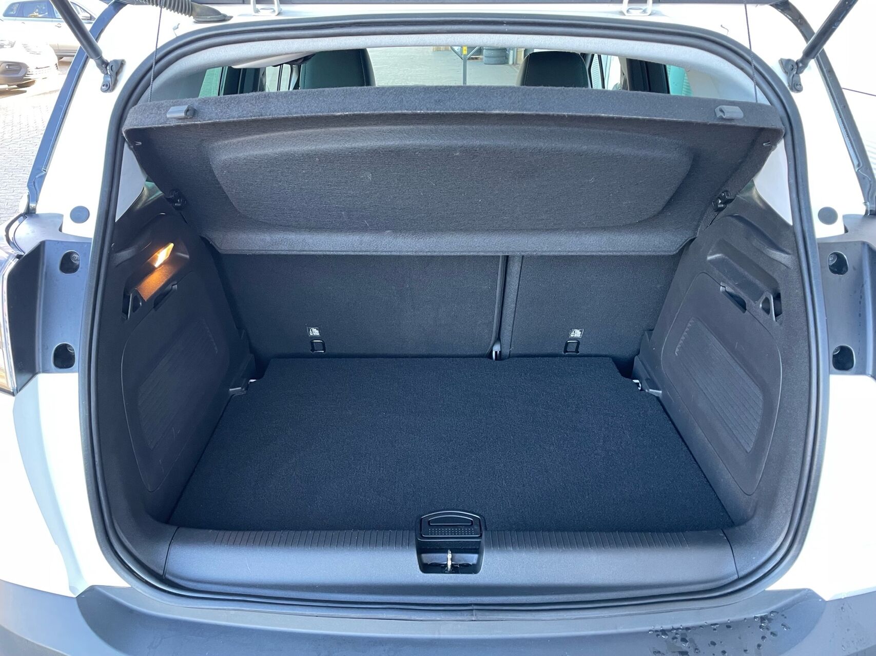 Billede af Opel Crossland 1,2 PureTech Sport Ltd. 130HK 5d 6g Aut.