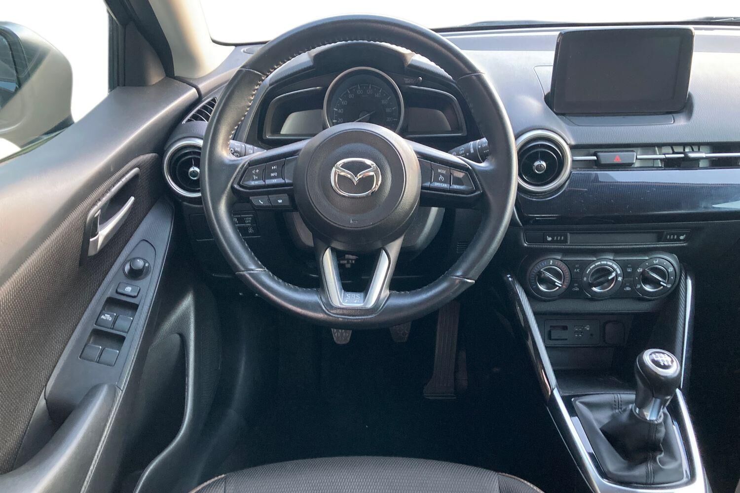 Billede af Mazda 2 1,5 Skyactiv-G Sky 90HK 5d 6g