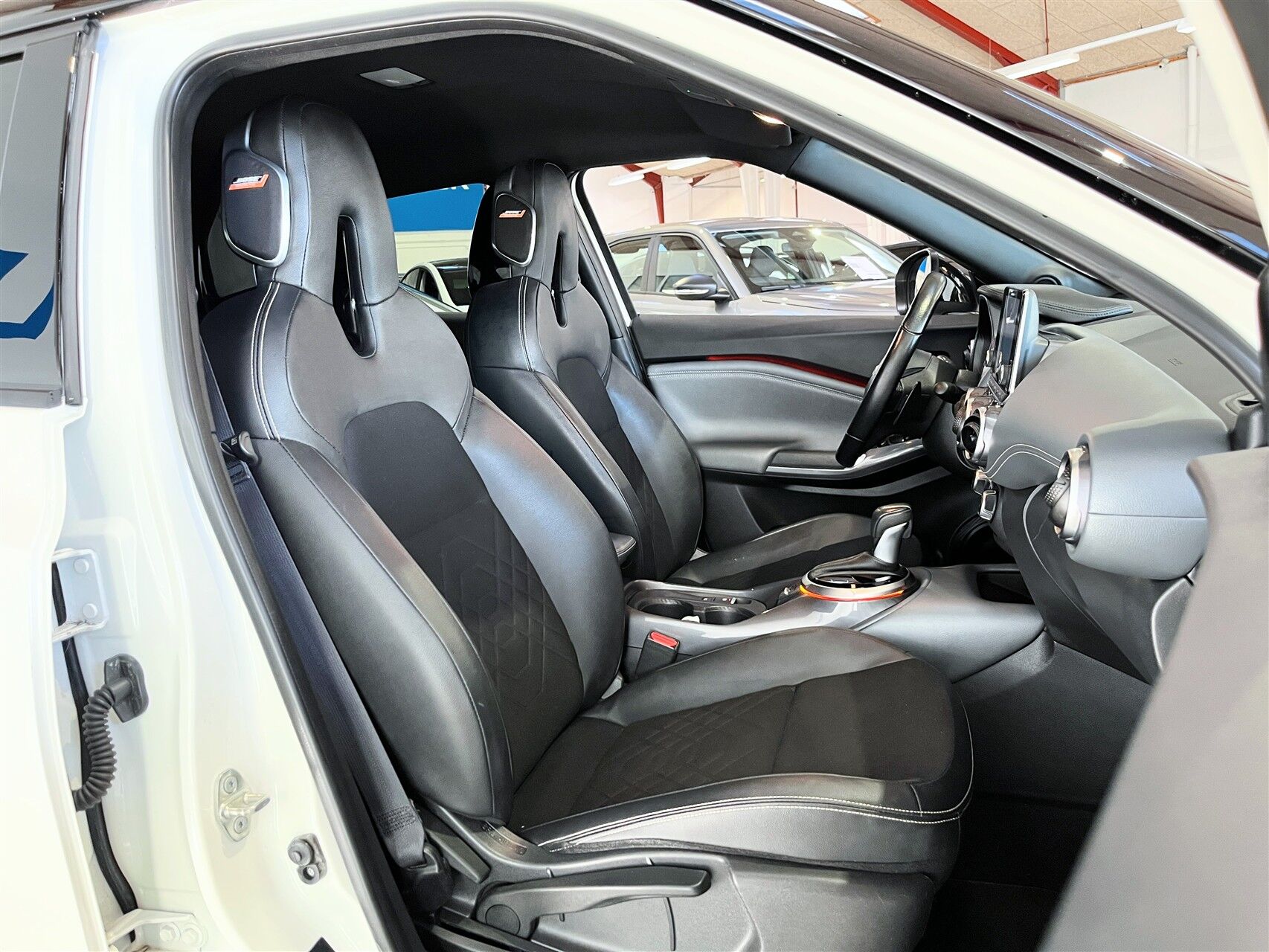 Billede af Nissan Juke 1,0 Dig-T Tekna DCT 114HK 5d 7g Aut.