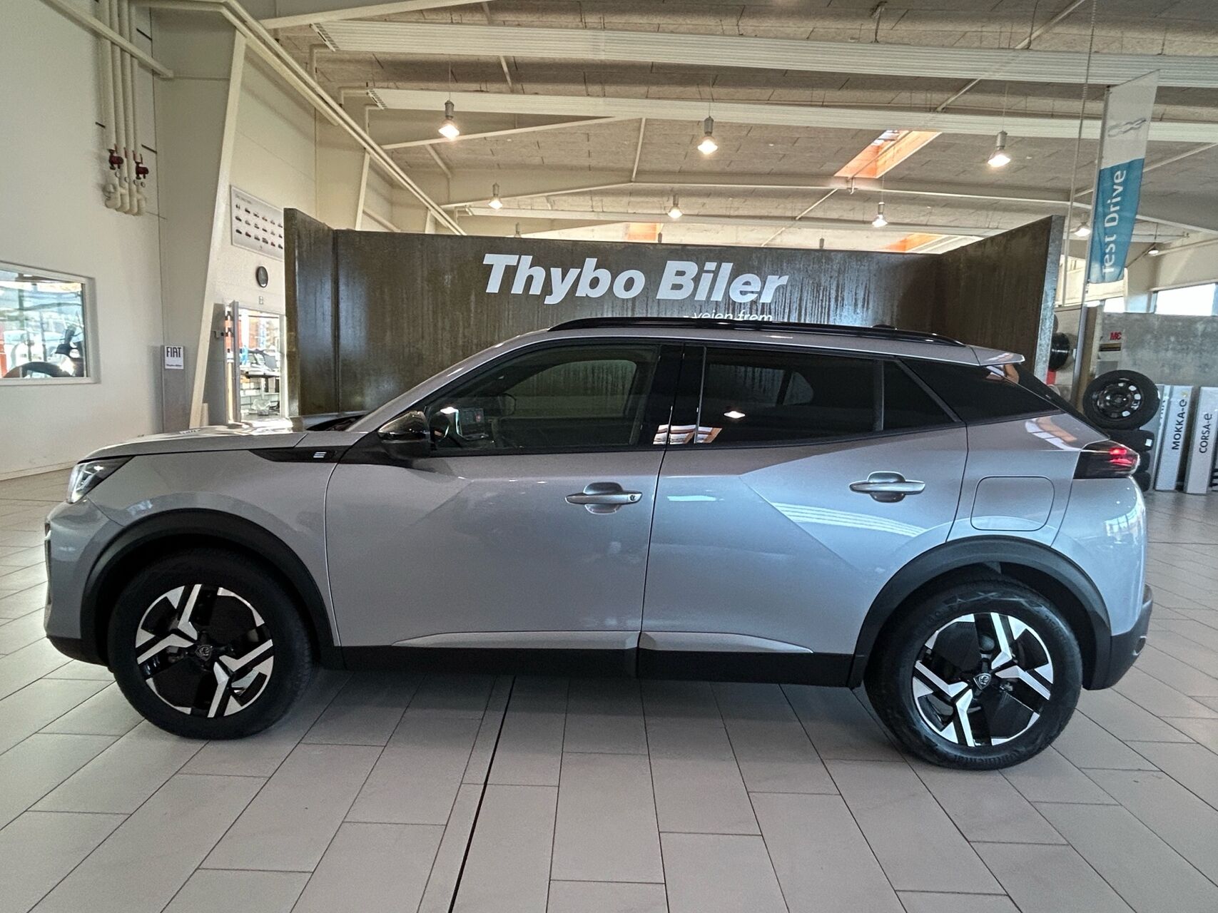 Billede af Peugeot e-2008 EL Allure 156HK 5d Aut.